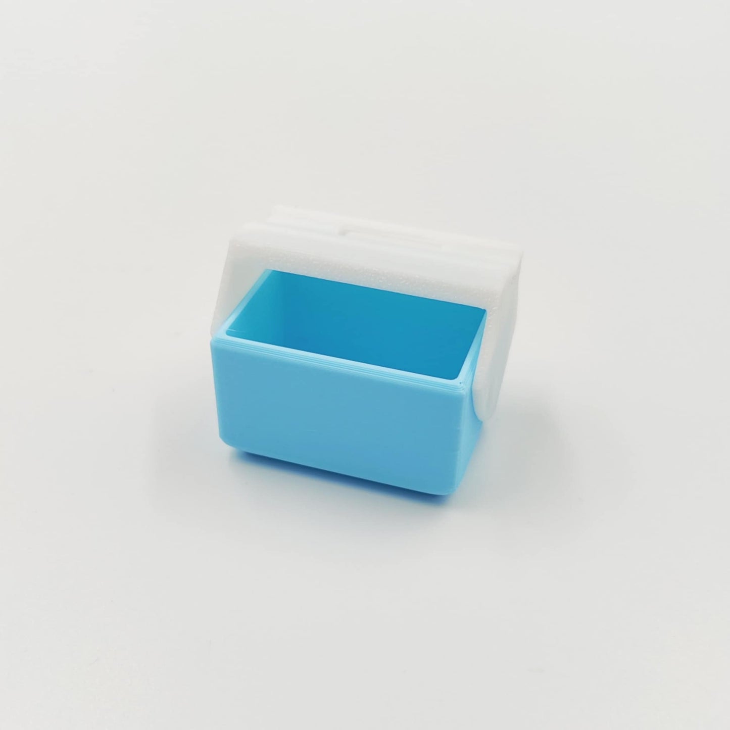 Mini Cooler (Trash)